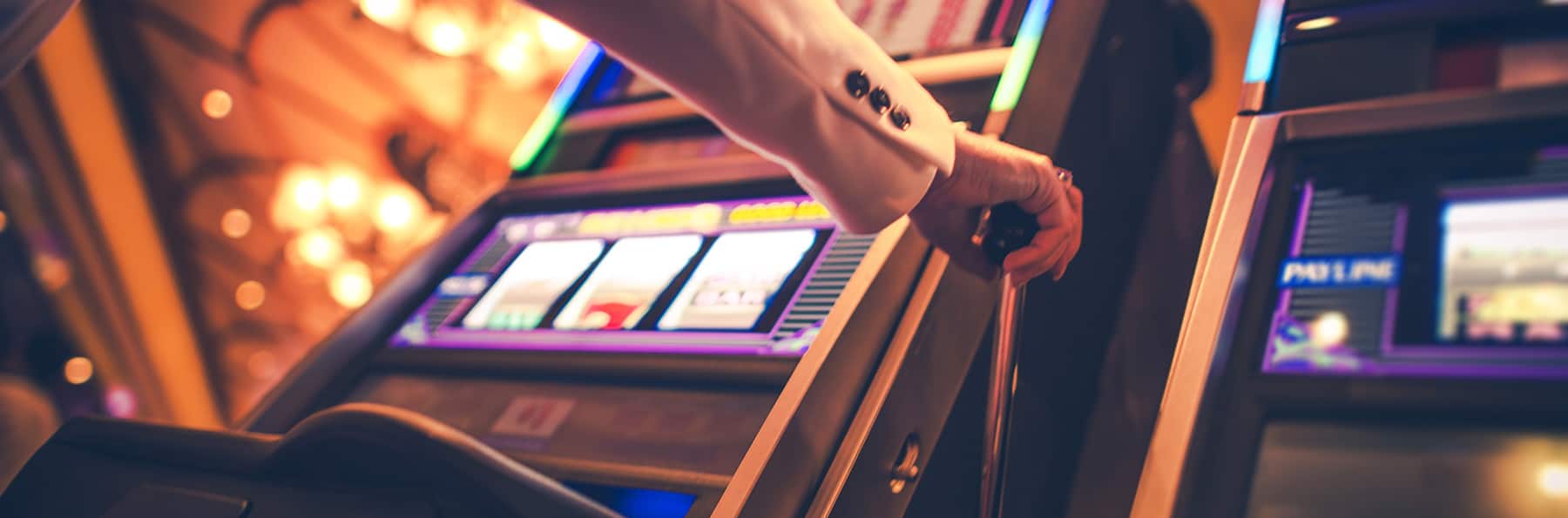 El Cortez is one of the last Las Vegas casinos to have coin slot machines